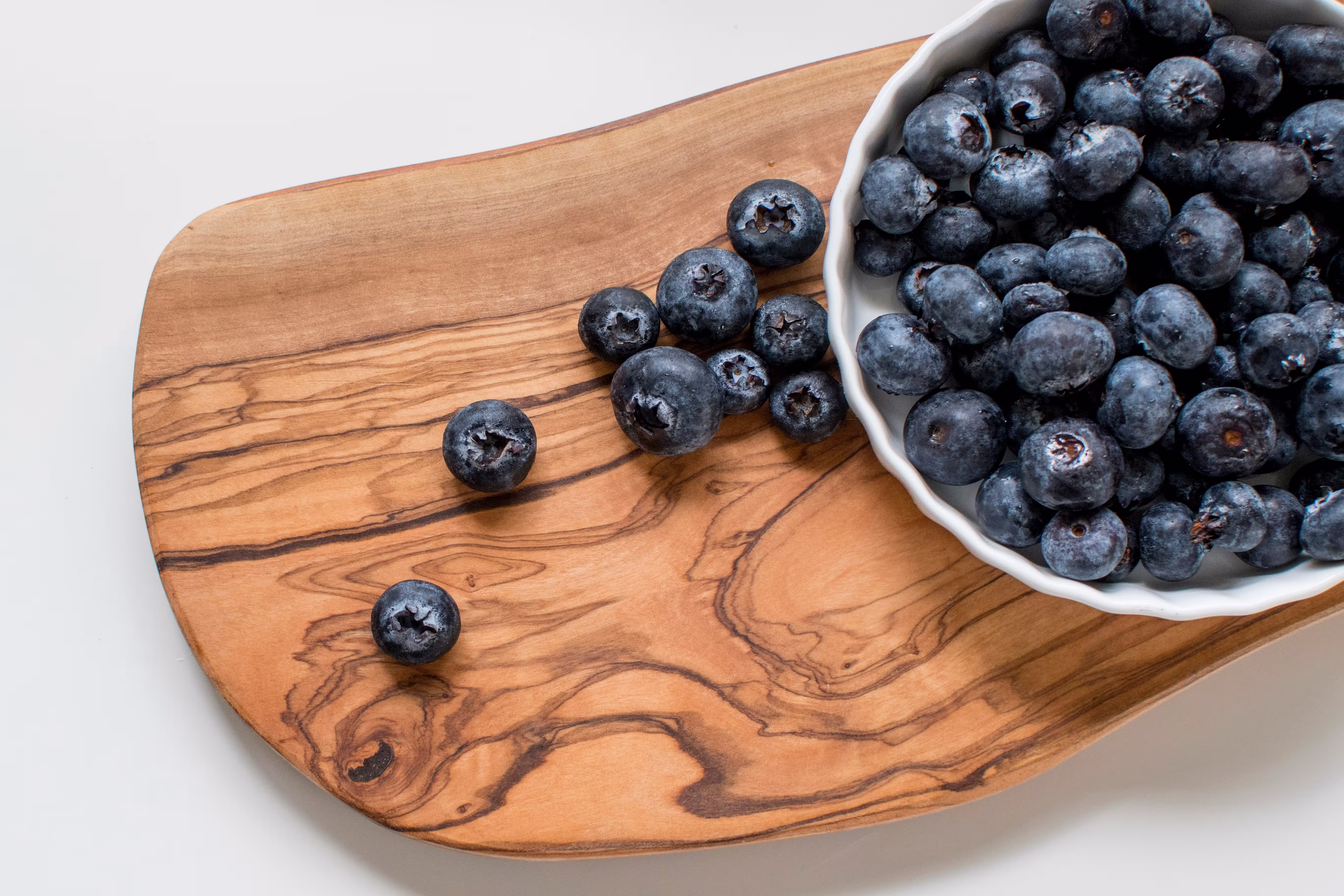 Blueberries on wooden table